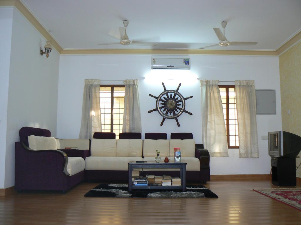 Aroma Home Stay Kochi Exterior photo